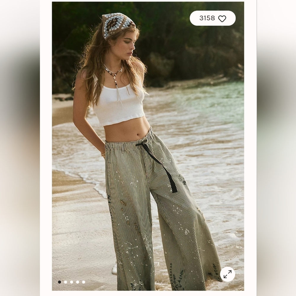 ISO:  We The Free Clover Wide Leg Jeans sz S or M